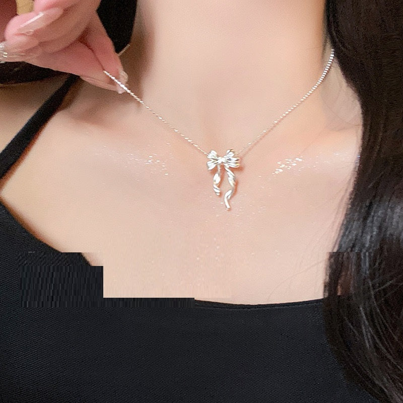 Silver Bow Necklace