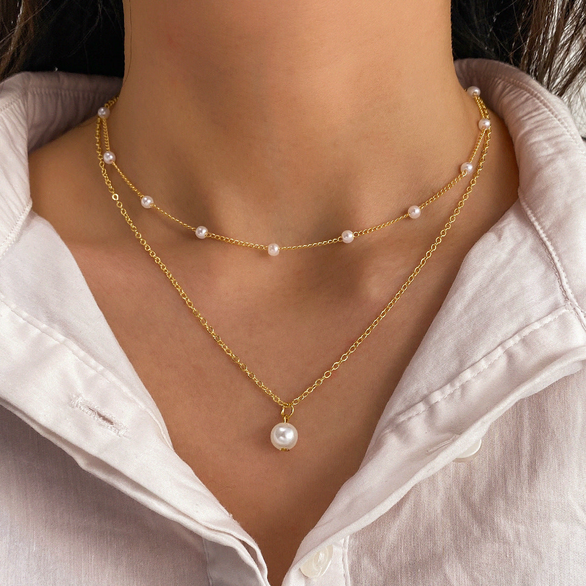 Opulent Pearl Necklace