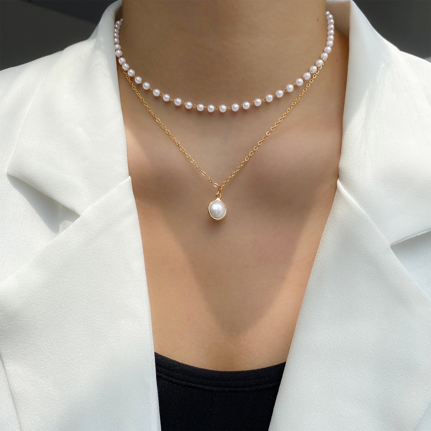 Opulent Pearl Necklace