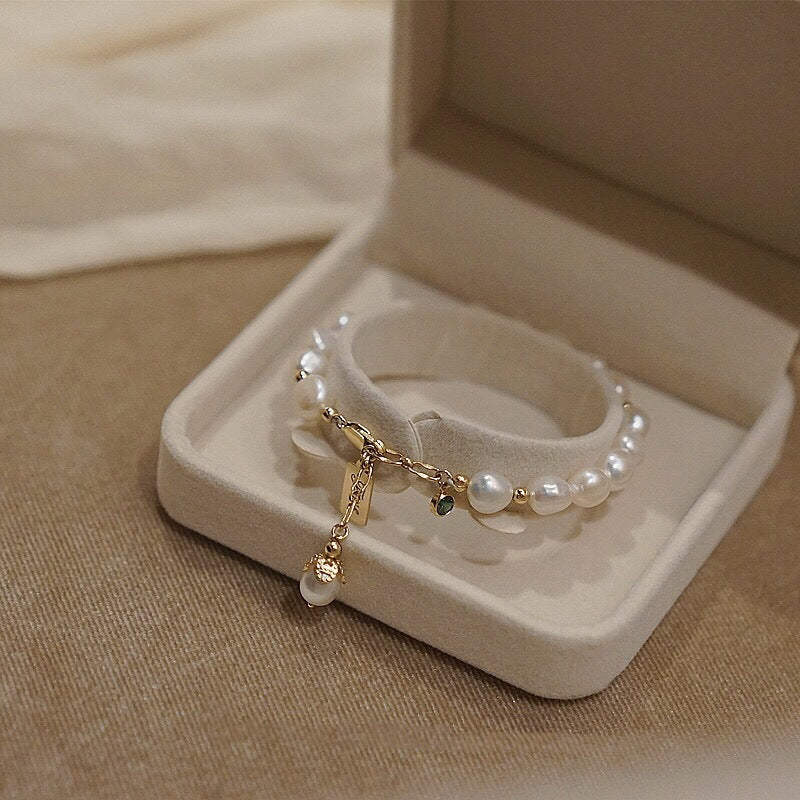 Tear Drop Pearl Bracelet